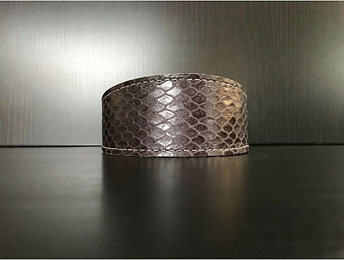 Lined Plum Fish Scales - Whippet Leather Collar - Size M